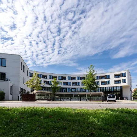 Kuestenhaus In Ufernaehe Lübeck